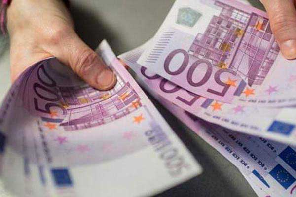 Είναι επίσημο: Η ΕΚΤ ανακοίνωσε ότι παύει την παραγωγή του χαρτονομίσματος 500 ευρω -Τι θα ισχύσει