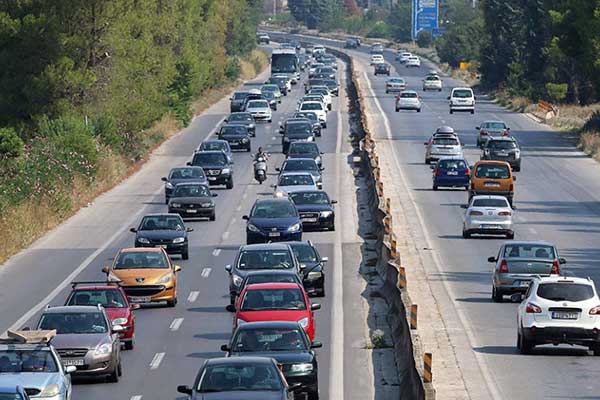 Ραβασάκια της εφορίας για 385.000 ανασφάλιστα Ι.Χ.