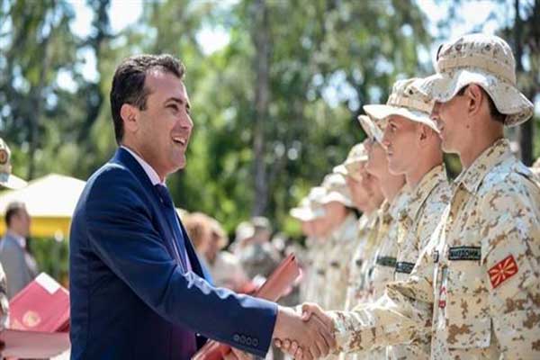 Για «μακεδονικό» στρατό μίλησε ο Ζάεφ και έβαλε τα Σκόπια ήδη στο ΝΑΤΟ - Τι απαντά το ΥΠΕΞ 