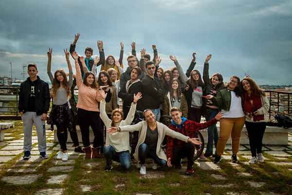 H Camera Zizanio στην τηλεόραση της Βουλής!