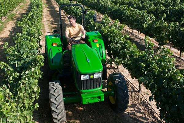 Αποστόλου: Ακατάσχετο ύψους 15.000 ετησίως στους λογαριασμούς των αγροτών