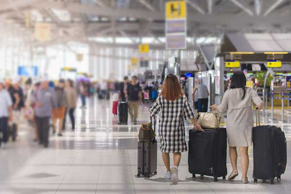 Το φαγητό που δεν πρέπει ποτέ να αγοράσεις και να φας στο αεροδρόμιο