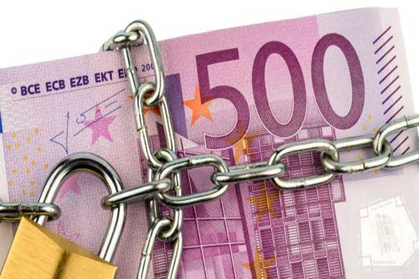 Κάθε ημέρα και 1.000 κατασχέσεις για χρέη στην εφορία