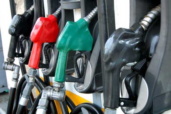Νέα μείωση στις πωλήσεις καυσίμων -Λόγω της πτώσης του πετρελαίου θέρμανσης 