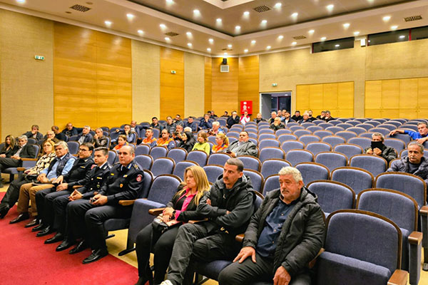 07 POLITIKH PROSTASIA