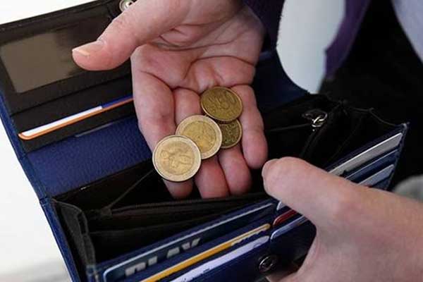 Φοροεπιδρομή τρεις μήνες νωρίτερα: Τσιγάρα, καφές και καύσιμα στα ύψη