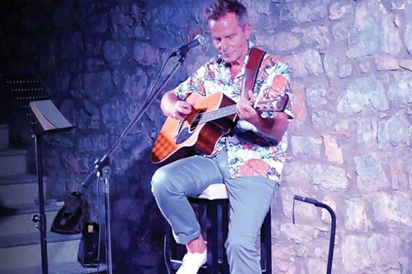 Σε εξαιρετικά σοβαρή κατάσταση στον Ευαγγελισμό ο Βαγγέλης Γερμανός