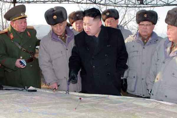 Παγκόσμιος τρόμος: Η Β. Κορέα εφαρμόζει πυρηνικές κεφαλές στους πυραύλους της