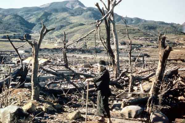 Η ημέρα που άλλαξε την ανθρωπότητα: Η δεύτερη ατομική βόμβα ισοπεδώνει το Ναγκασάκι 